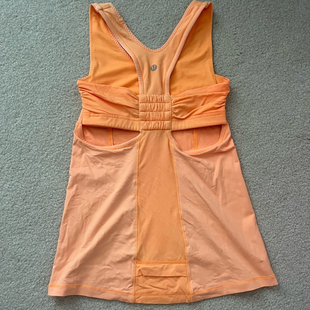 Lululemon orange tank with built in bra